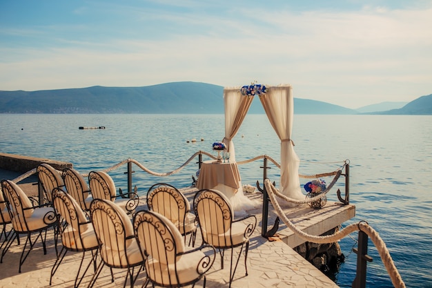 Arco para a cerimônia de casamento