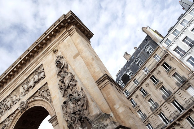 Arco de Porte Saint Denis en París