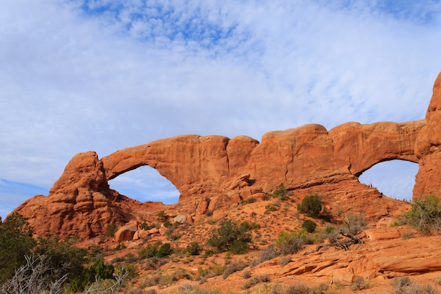 Arcos de pedra vermelha. Parque Nacional dos Arcos, Moab, Estados Unidos da América. Formações geológicas