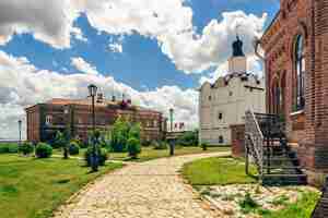 Foto Área del monasterio juan bautista en la isla sviyazhsk