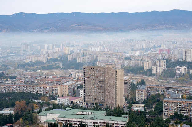 Foto Área residencial de edifícios de vários andares de tbilisi em gldani e temka