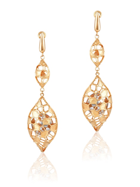 Aretes de oro. joyas de oro. pendientes de oro para mujer. pendientes  elegantes y de moda