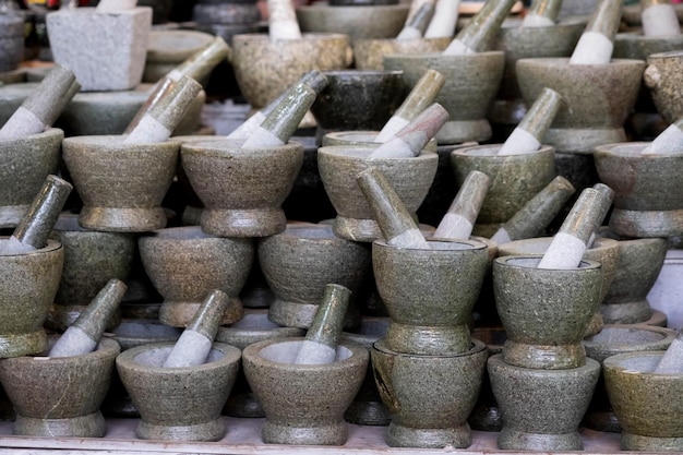 Argamassas de pedra na Tailândia vendem no mercado