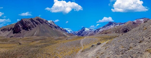 Argentina Andes Aconcagua montaña en el parque nacional cerca de la cumbre más alta de Mendoza en América