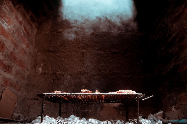 Argentinischer Barbecue gegrillter Rinderrippenstreifen