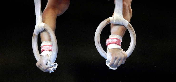 Foto argolas de ginástica artística