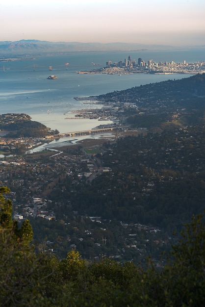 Foto arial vista da área da baía de east peak em mt.tamalpais