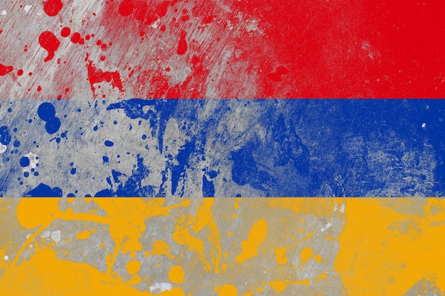 Armenia bandera sobre fondo de textura grunge viejo rayado