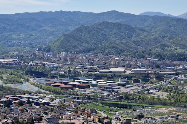 Arquata scrivia vista aérea panorama depósito de combustível