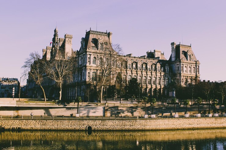 Arquitectura del amanecer de París Francia