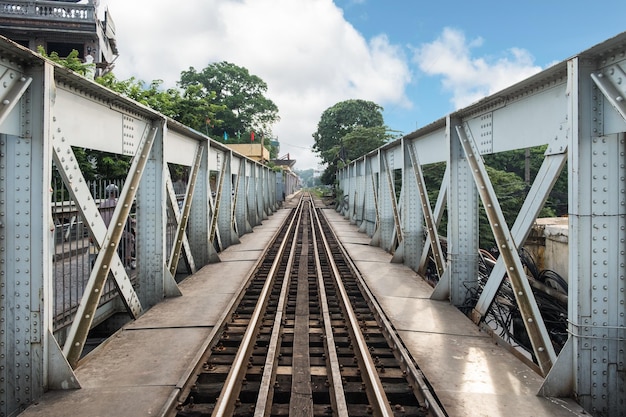 Arquitectura antigua historia ferroviaria del tren de Long Bian