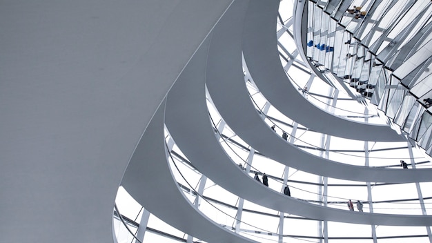 Arquitectura de arte en espiral del Reichstag en Berlín, Alemania