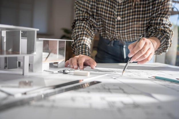 Arquitectura basándose en arquitectura Proyecto creativo arquitectura empresarial construcción de edificios Ingeniería industrial Planificación de logros Diseño en plano concepto ecológico