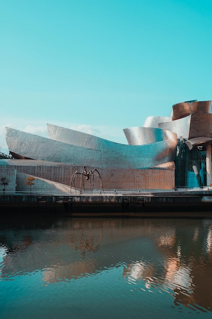 arquitectura del museo guggenheim bilbao, bilbao, país vasco, españa, destinos de viaje