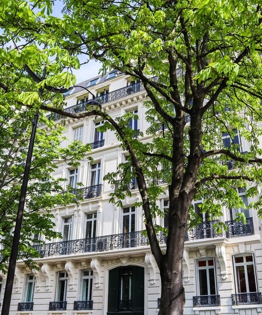 Arquitectura de parís francia fachadas de edificios de apartamentos tradicionales