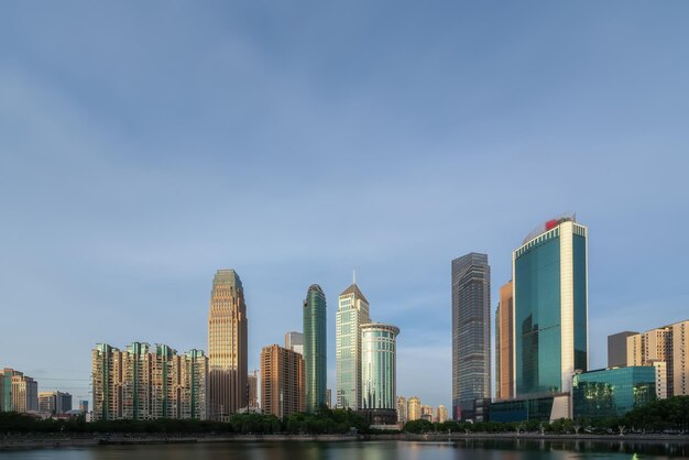 Arquitectura urbana al aire libre de Wuhan SkylinexAxA