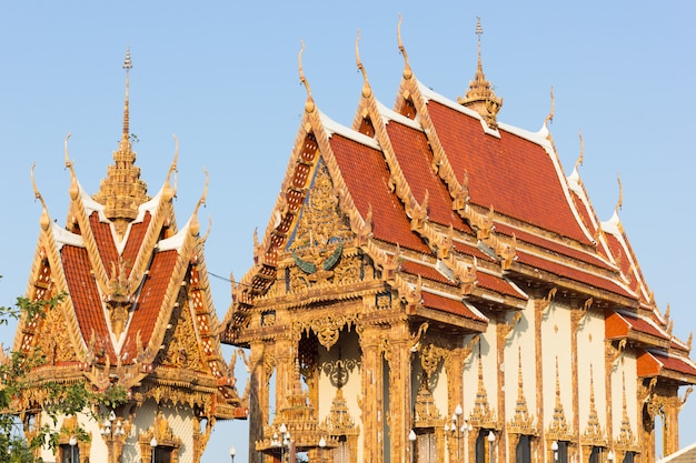 Arquitectura en Wat Ban Rai, provincia de Nakhon Ratchasima, Tailandia