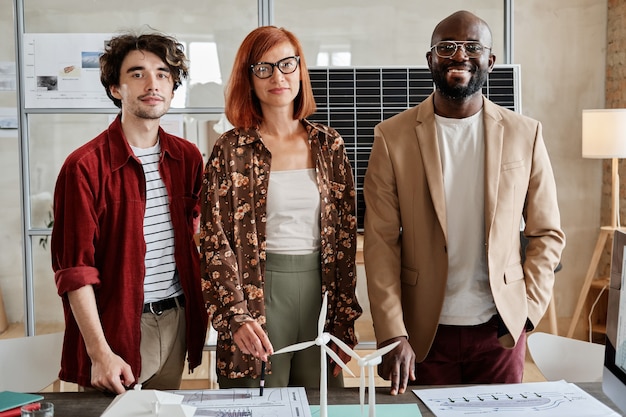 Arquitetos de sucesso no escritório