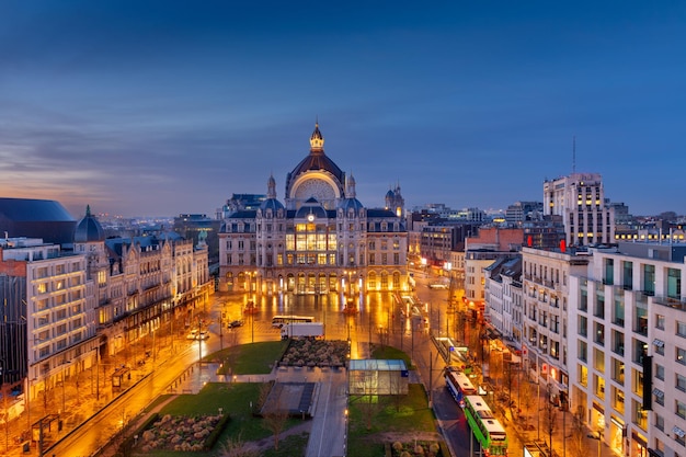 Arquitetura da cidade de Antuérpia Bélgica na Estação Ferroviária Centraal