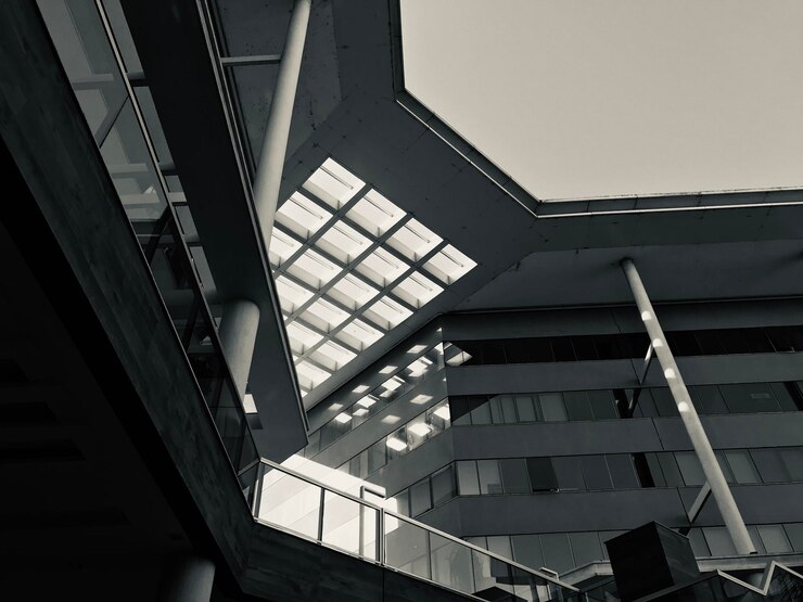 Foto arquitetura de um pequeno shopping