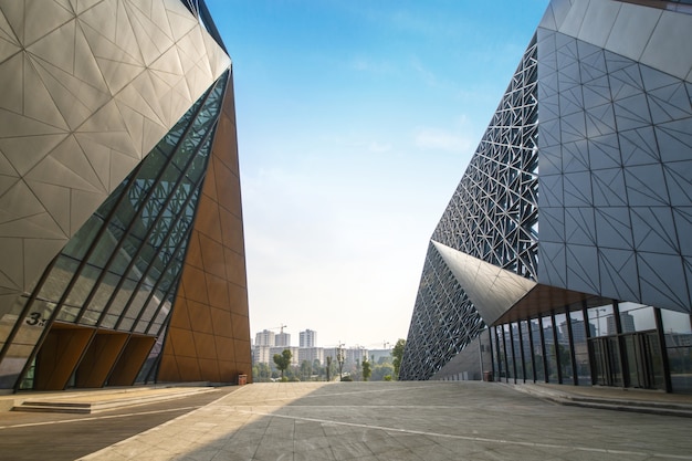 Arquitetura moderna do Art Center em Chongqing, China