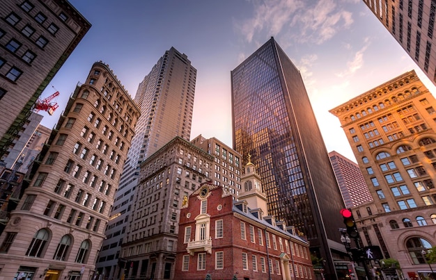 Arranha-céus e escritórios da skyline do centro dos eua boston no centro financeiro da cidade