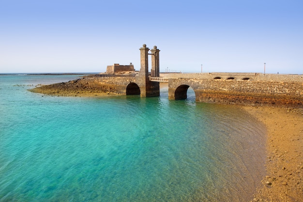 Foto arrecife lanzarote castillo y puente