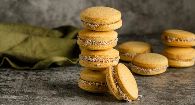 Foto arreglo de deliciosas galletas