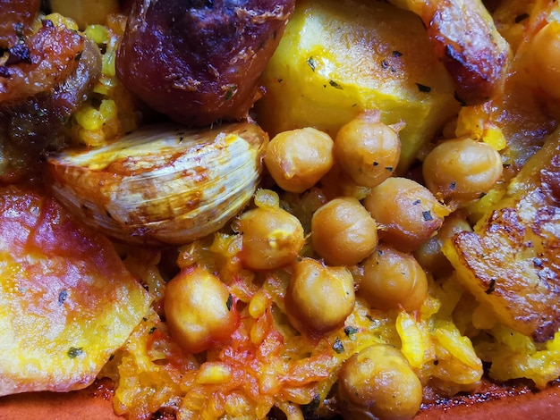 Arroz al horno comida mediterránea típica española Valencia España