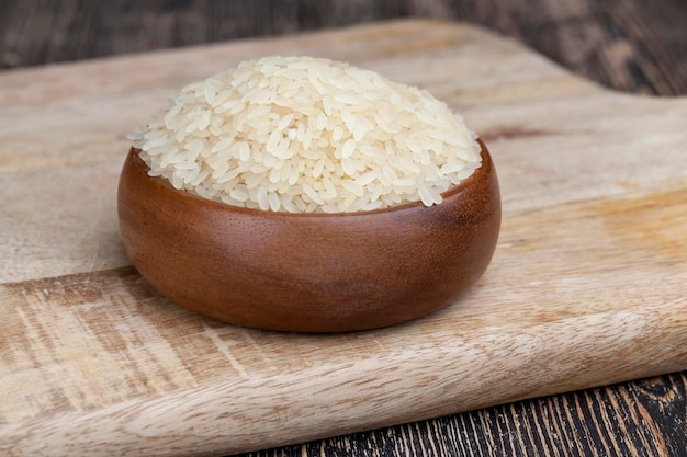 Arroz branco maduro cozido no vapor, arroz cru cru e cozido no vapor para melhor sabor e qualidade