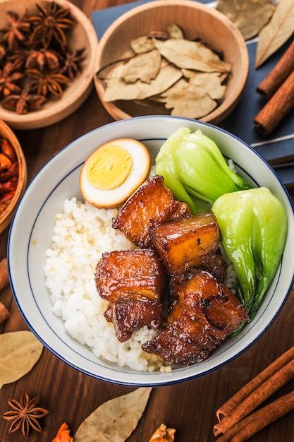 Arroz de Cerdo Estofado