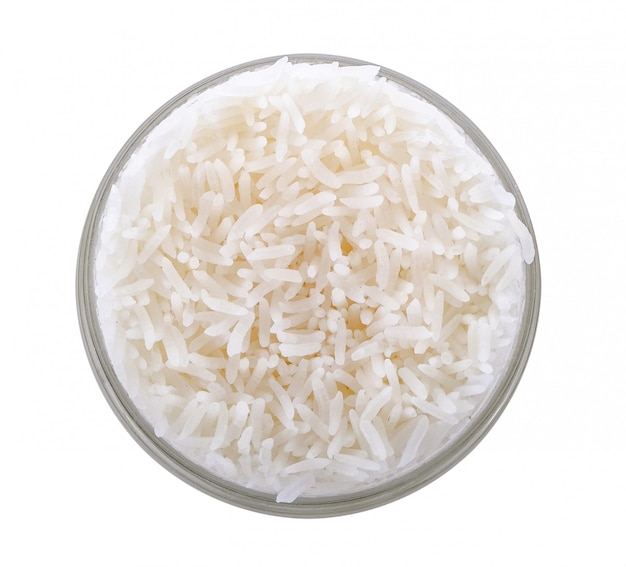 arroz cocido en un recipiente de vidrio en el espacio en blanco