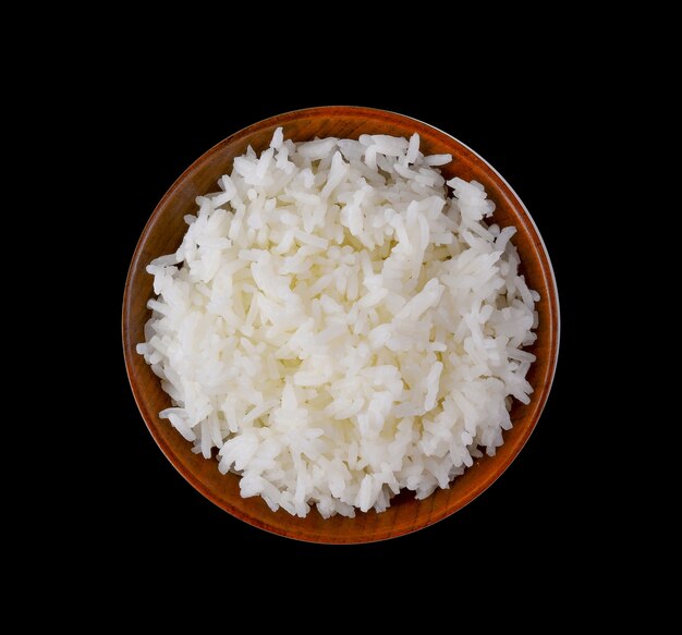 Arroz en cuenco de madera