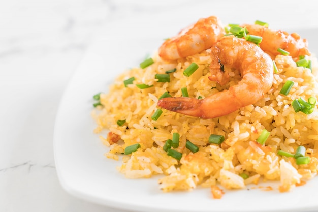 Arroz Frito Con Camarones