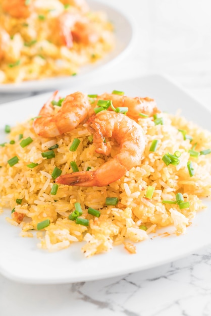 Arroz Frito Con Camarones