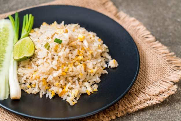 Arroz frito con cangrejo