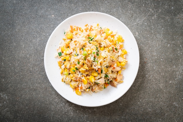 arroz frito com frango