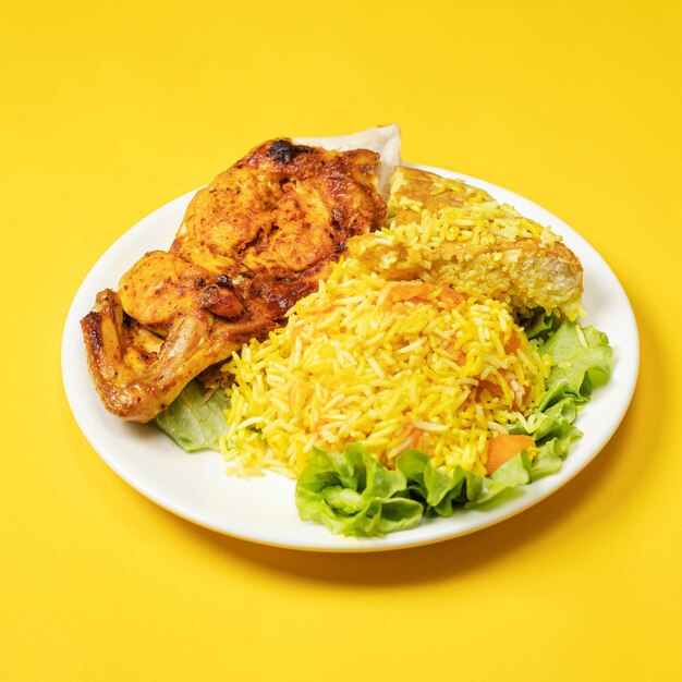 arroz frito com frango