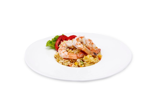 Foto arroz frito tailandés con gambas