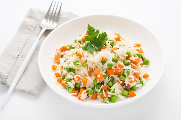 Arroz hervido con verduras