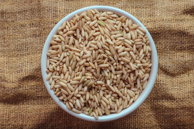 Arroz integral cru