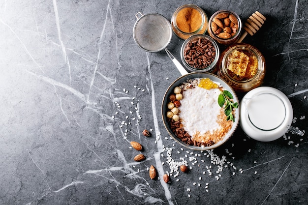 Arroz con leche con miel y canela