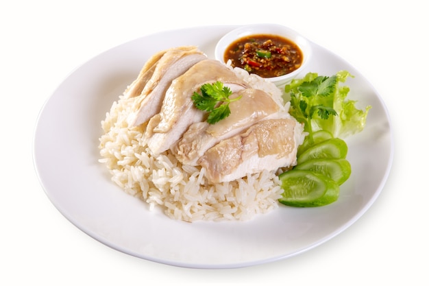 Arroz de pollo hainan en blanco