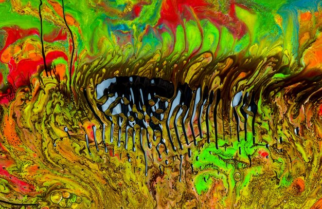 Arte abstrata. Redemoinhos, design artístico com cores de óleo coloridas formando incríveis estruturas intrincadas com ferrofluido.