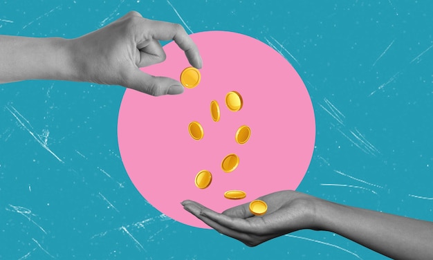Arte collage mano con monedas dando dinero a otra mano en fondo azul