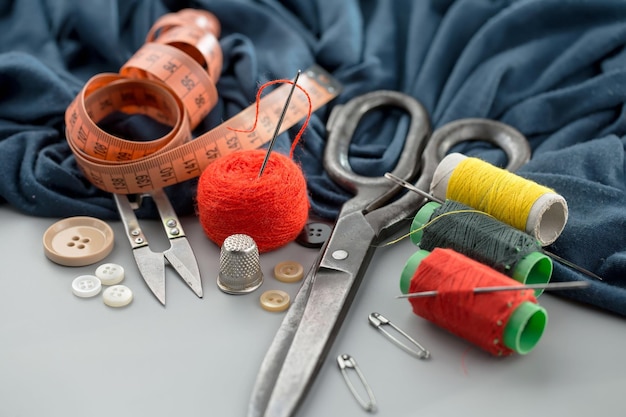 Artículos de artesanía hilos agujas de coser