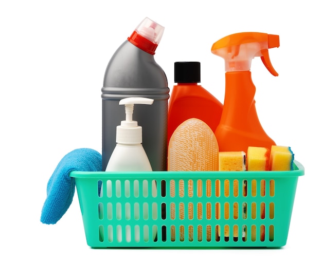 cesta con productos de limpieza para la higiene del hogar 16553916 Foto de  stock en Vecteezy