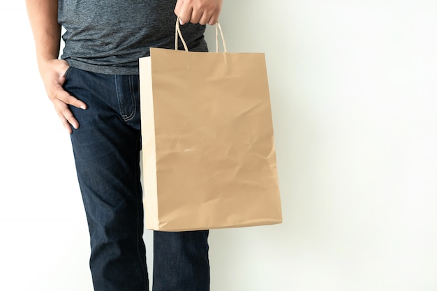 Artikel für Endverbraucher Packung Man zeigt Taschenspiegelung