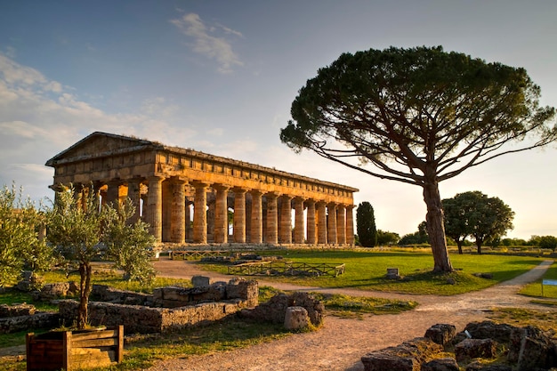 As antigas ruínas de Paestum