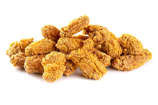 As asas de frango fritas isoladas de fast food